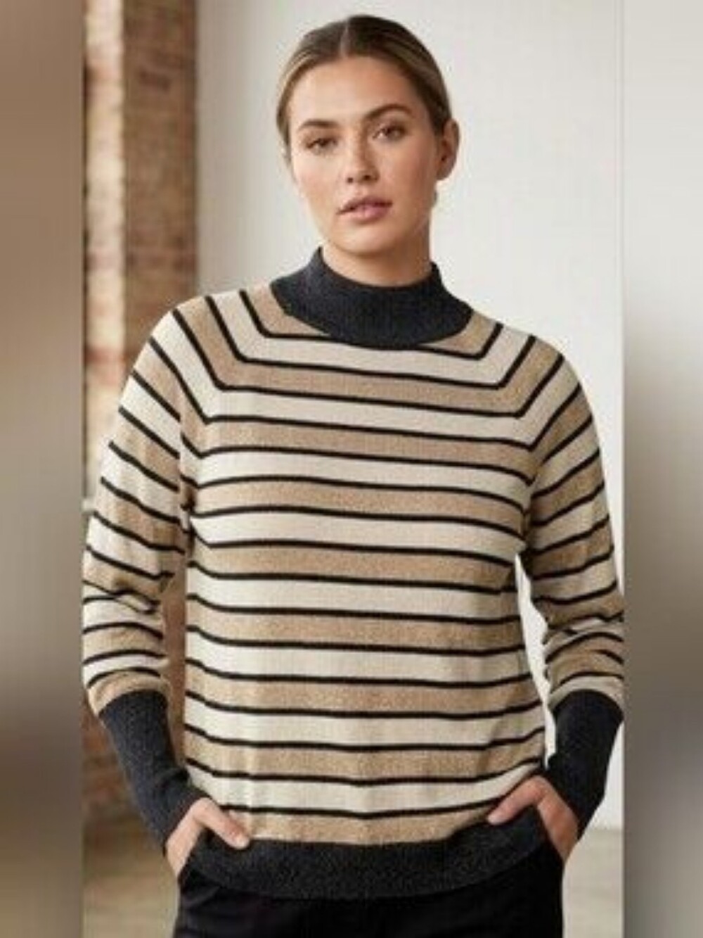 NWT Chaser Metallic Lurex Striped Turtleneck Sweater Black Gold Cream Small